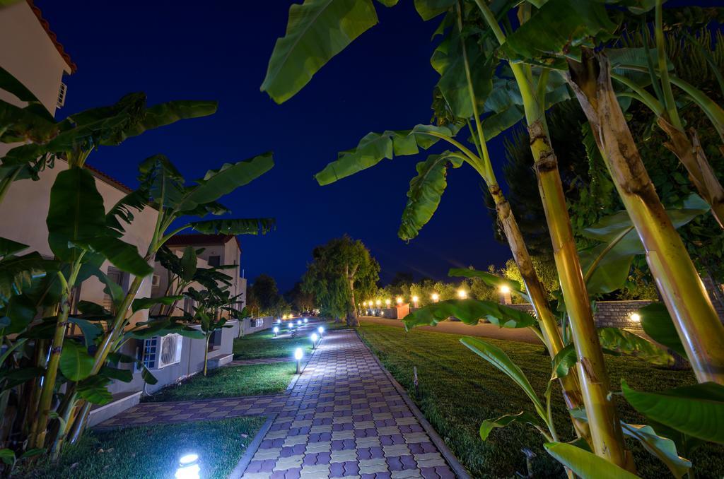 Hotel Sias Resort Agios Avgoustinos Buitenkant foto