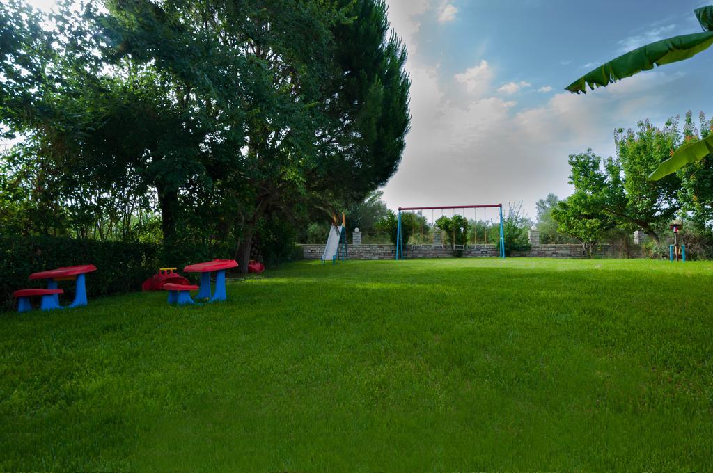 Hotel Sias Resort Agios Avgoustinos Buitenkant foto