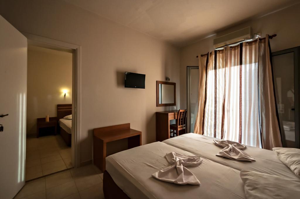 Hotel Sias Resort Agios Avgoustinos Buitenkant foto
