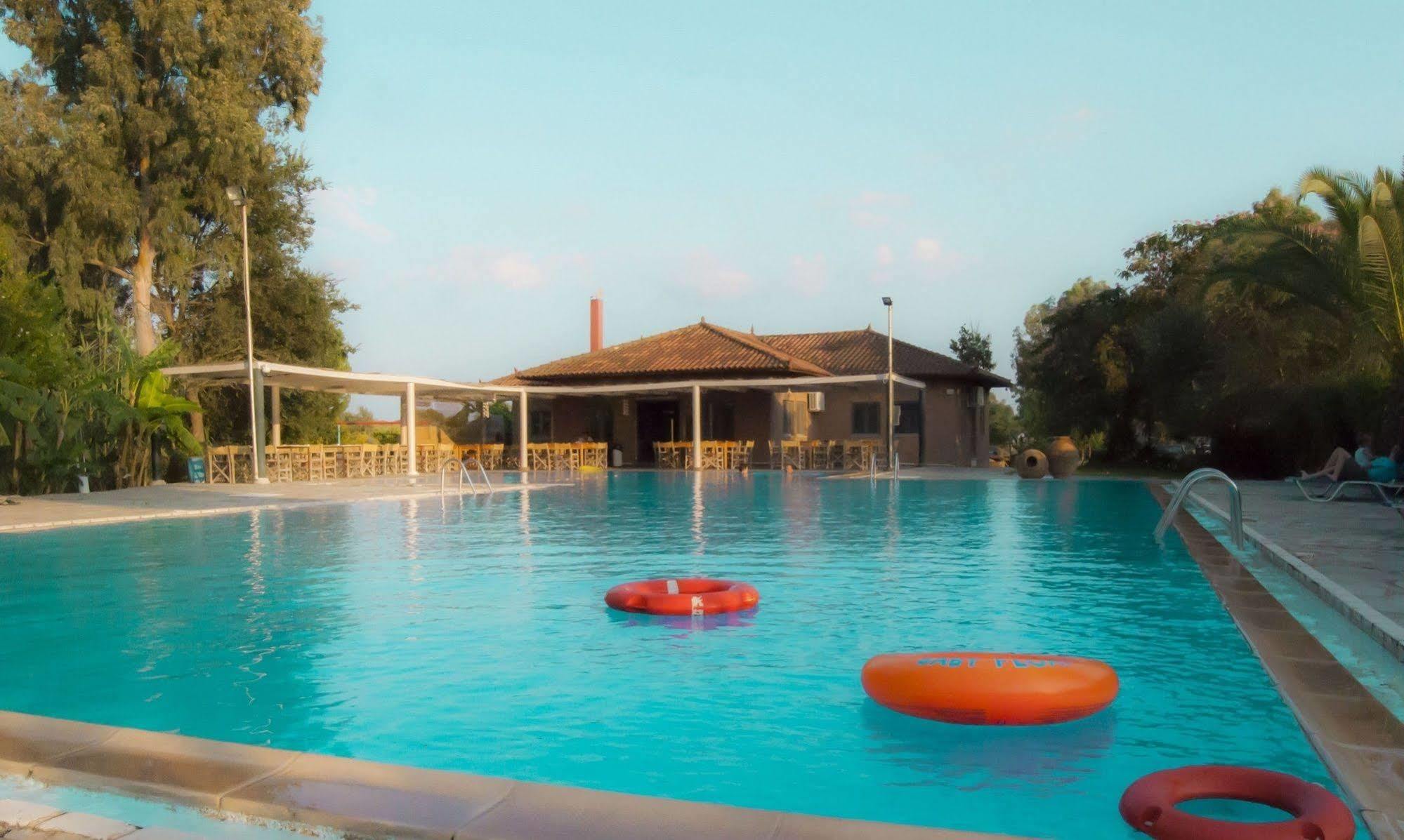 Hotel Sias Resort Agios Avgoustinos Buitenkant foto